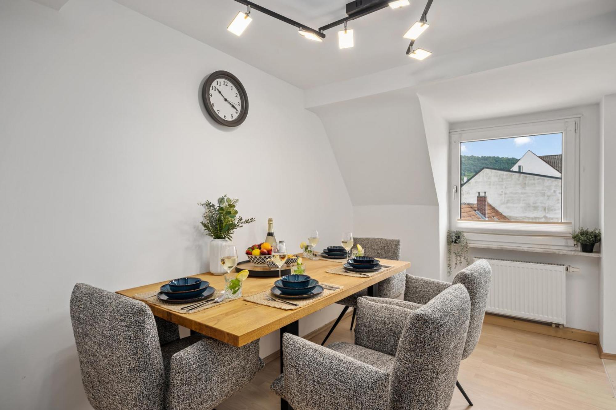 Modernes Appartementhaus Mit Self-checkin Im Herzen Der Stadt Apartament