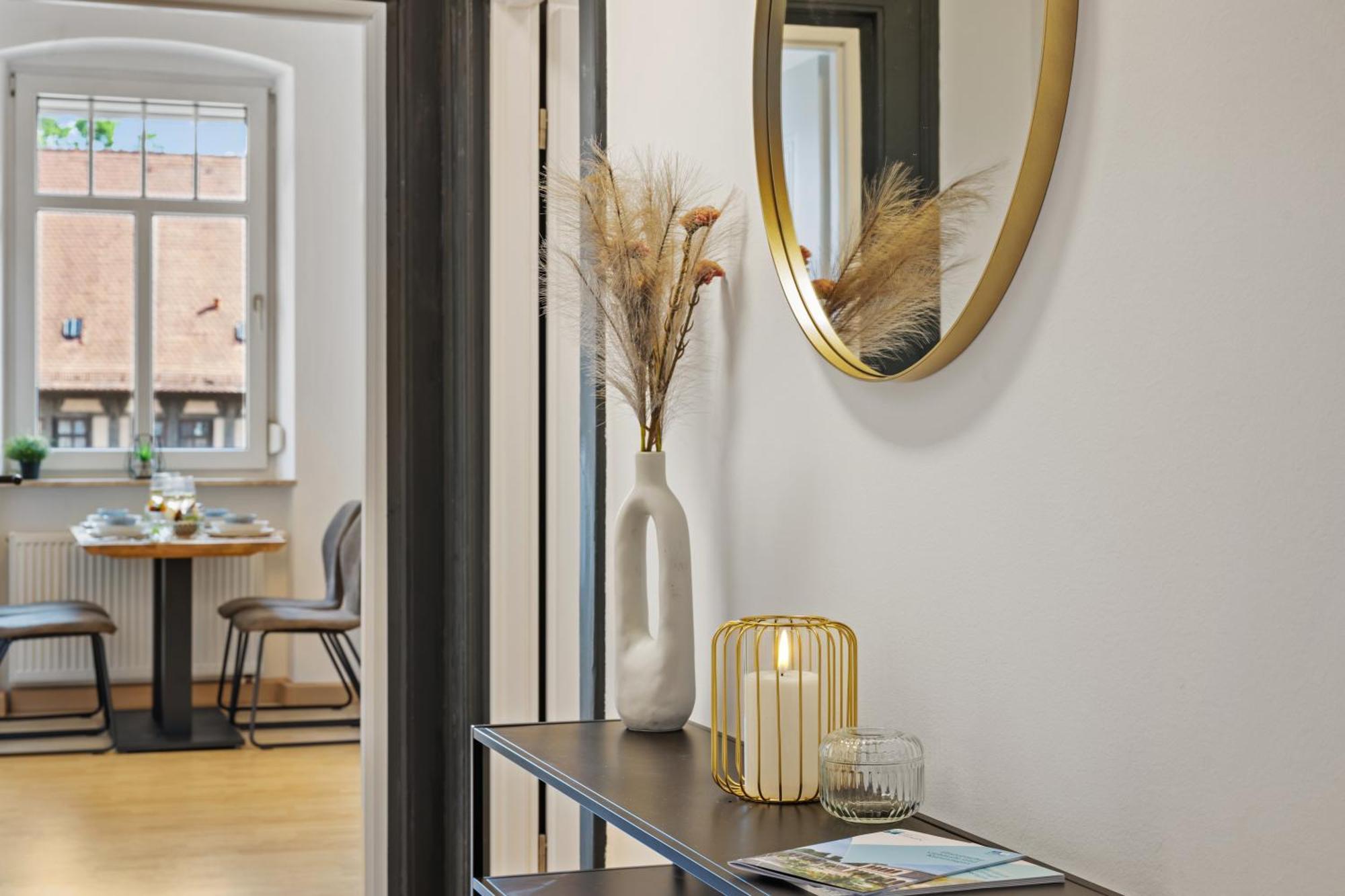 Modernes Appartementhaus Mit Self-checkin Im Herzen Der Stadt Apartment